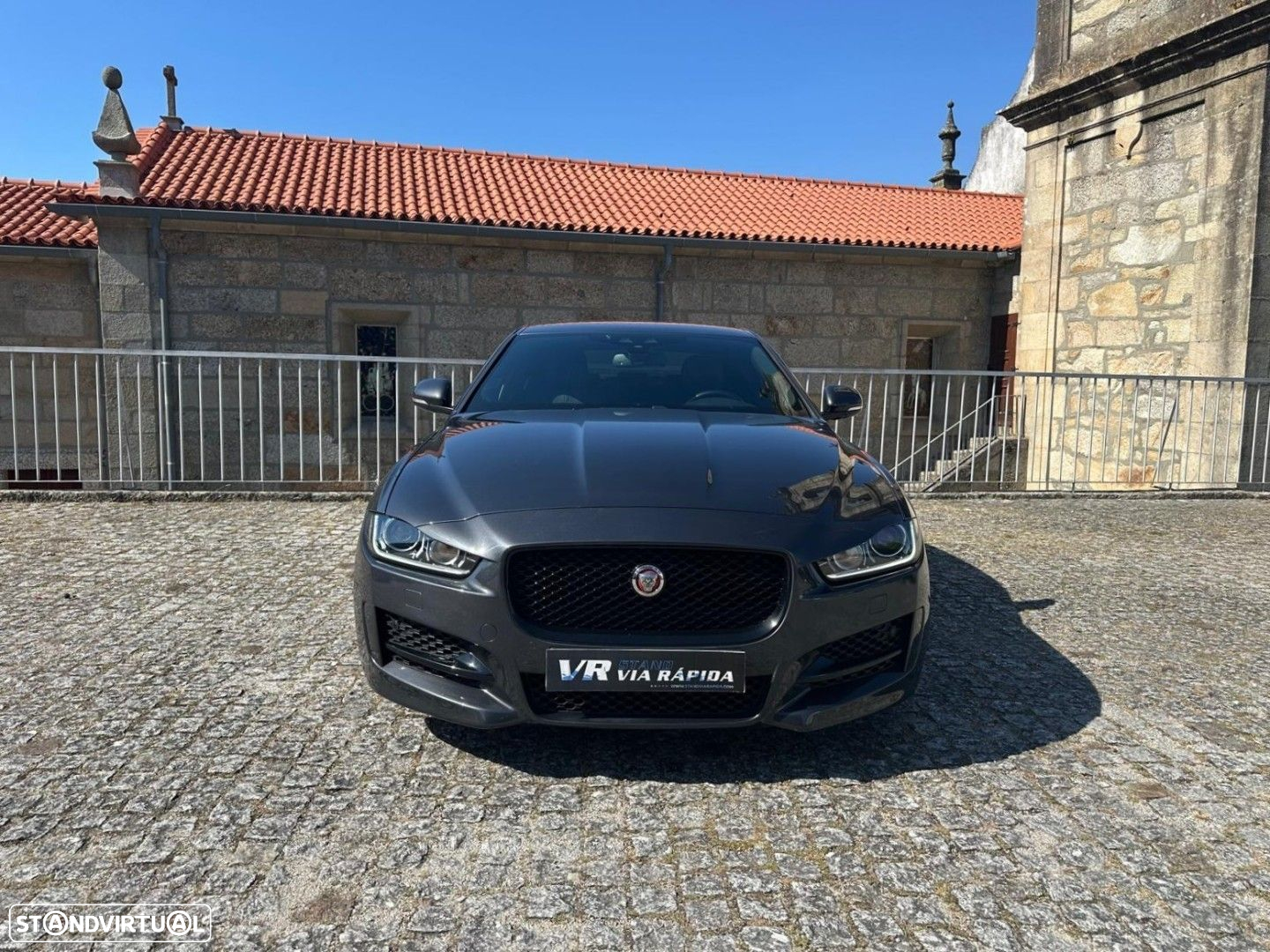 Jaguar XE 2.0 D R-Sport Aut. - 3