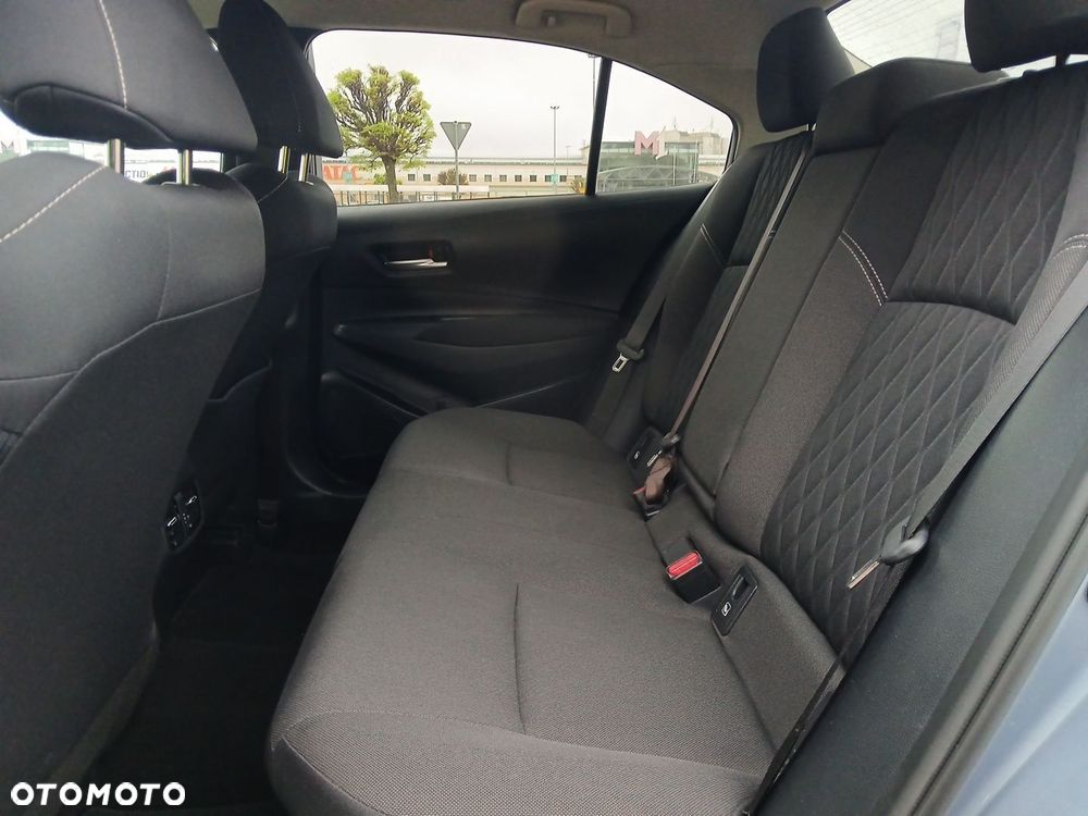 Toyota Corolla 1.8 Hybrid Comfort - 16