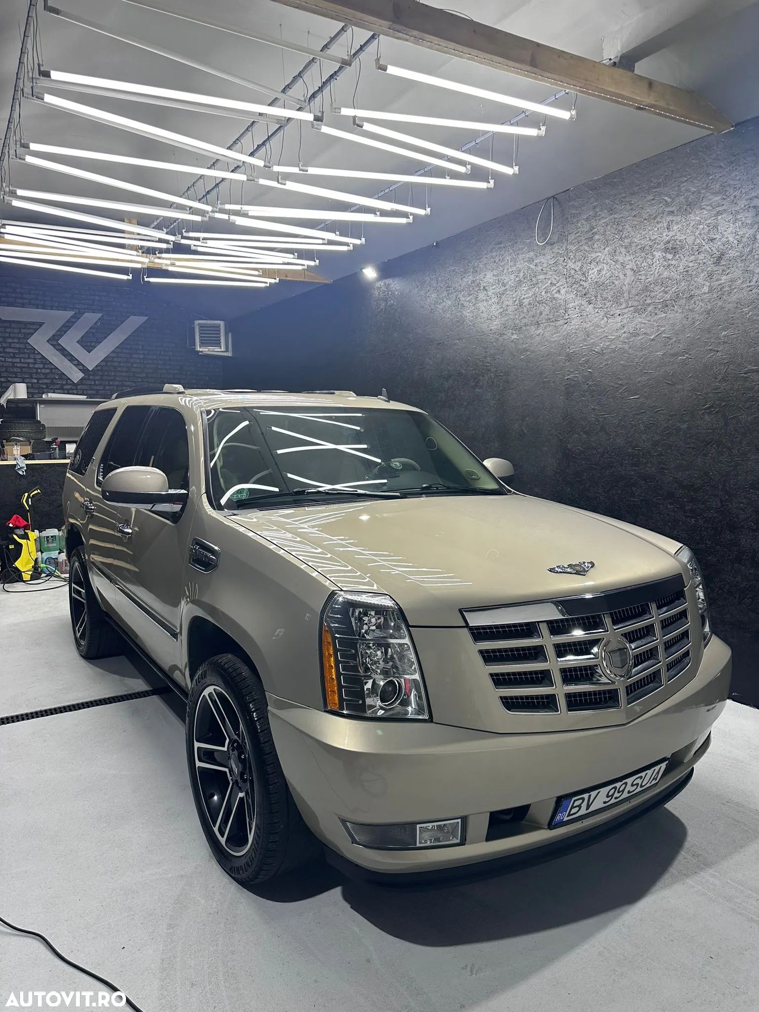 Cadillac Escalade 6.0 V8 - 1