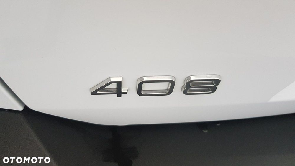 Peugeot 408 - 13