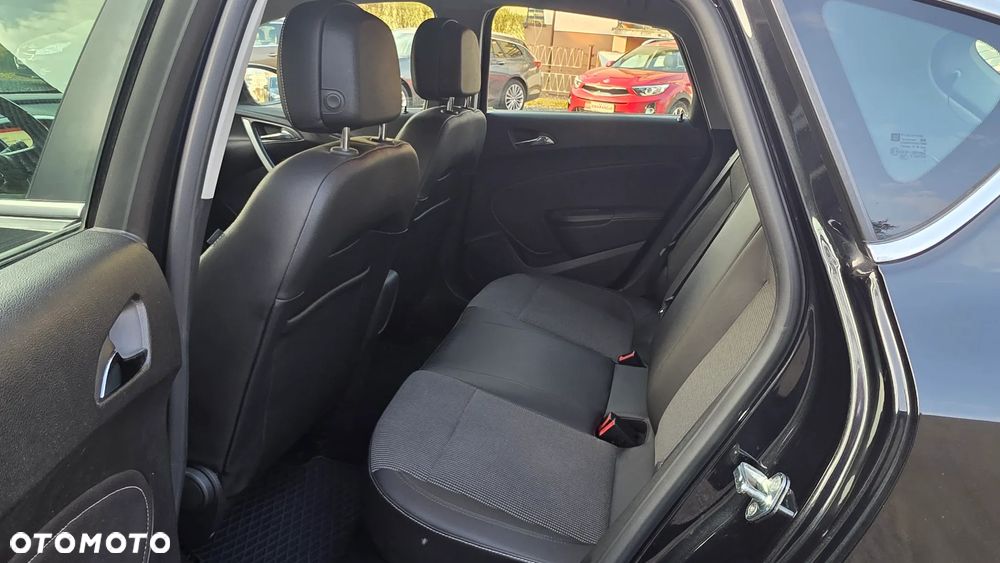 Opel Astra 1.4 T Cosmo - 9