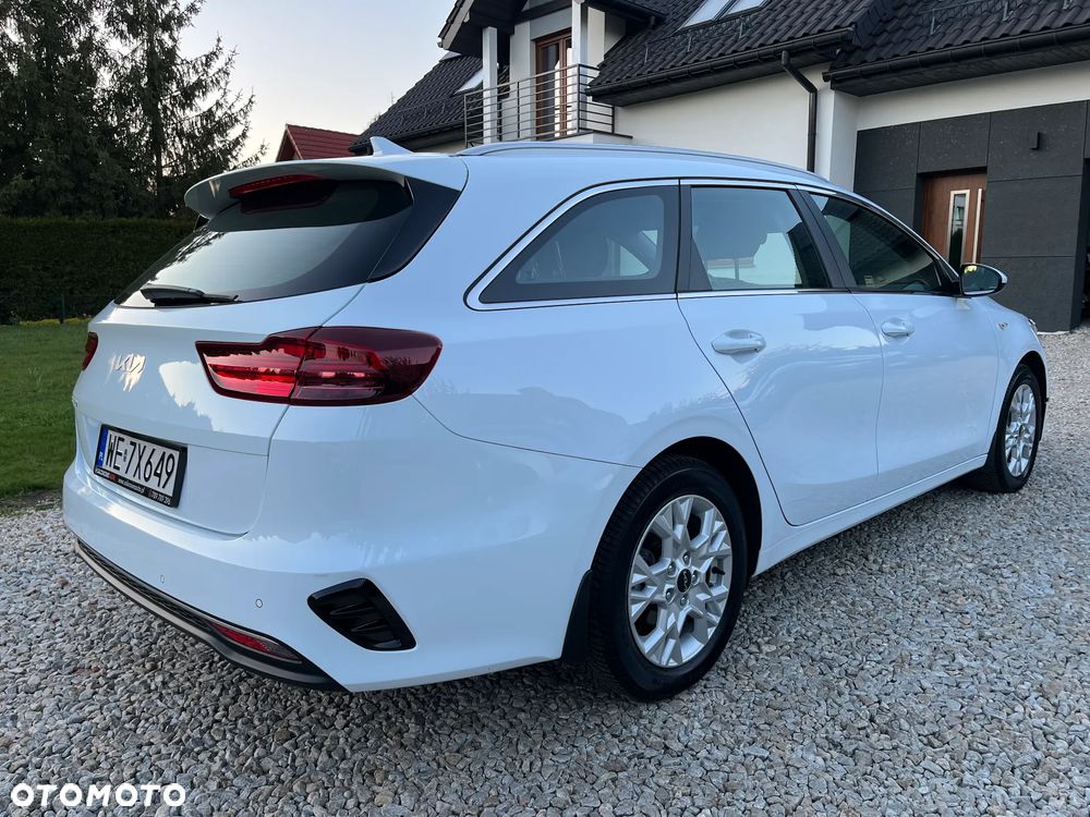 Kia Ceed 1.5 T-GDI M - 3