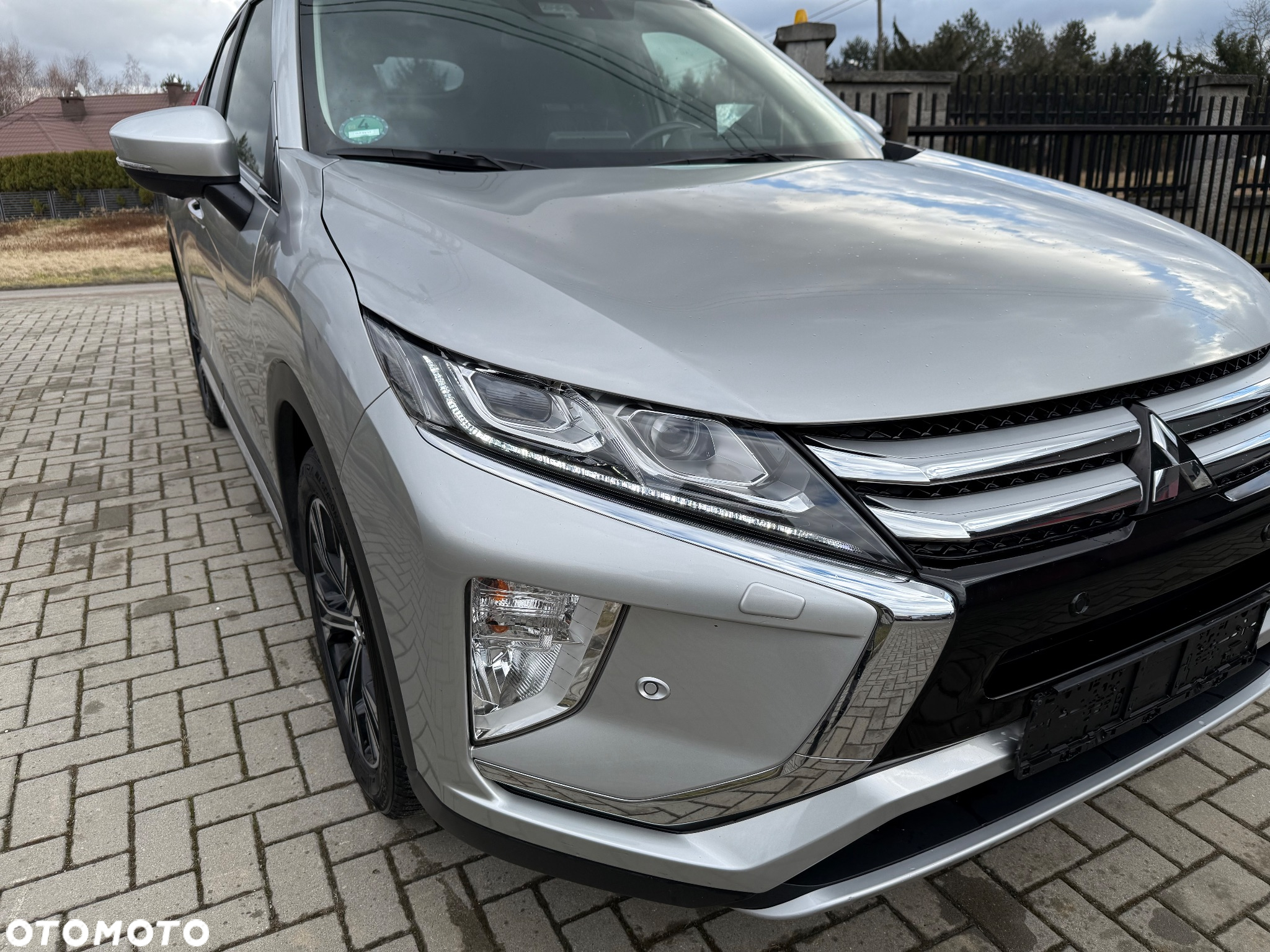 Mitsubishi Eclipse Cross - 23