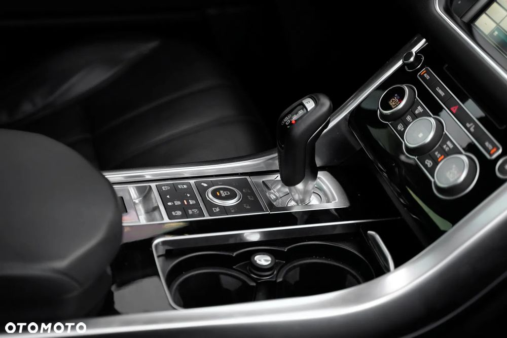 Land Rover Range Rover Sport S 4.4 SD V8 HSE Dynamic - 26