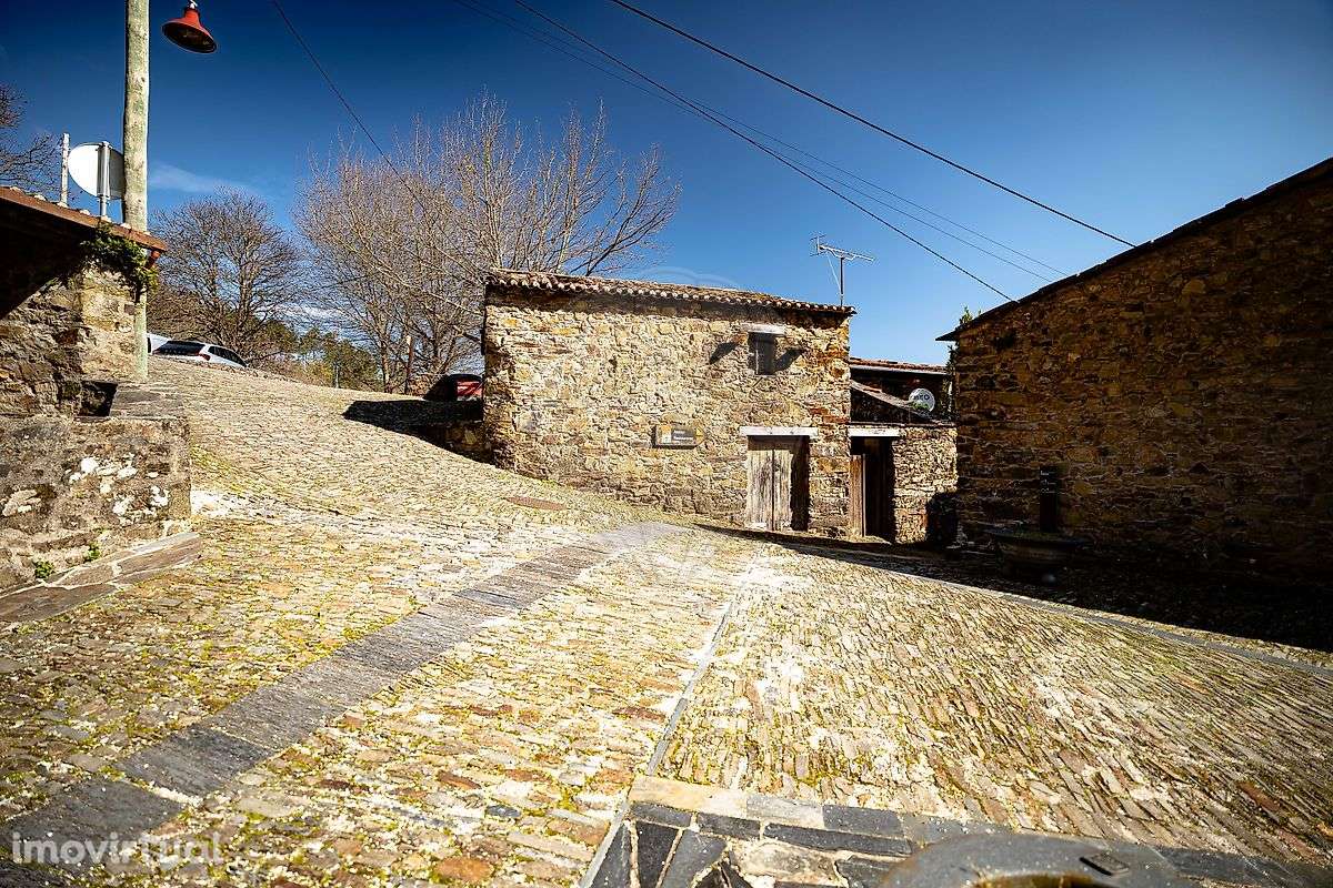 Moradia T2 para venda - Grande imagem: 4/40