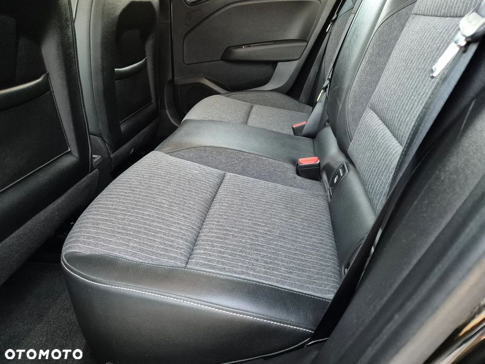 Renault Clio TCe 100 INTENS - 28