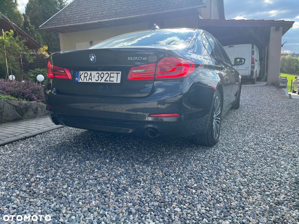 BMW Seria 5 530e iPerformance xDrive Sport Line sport - 2
