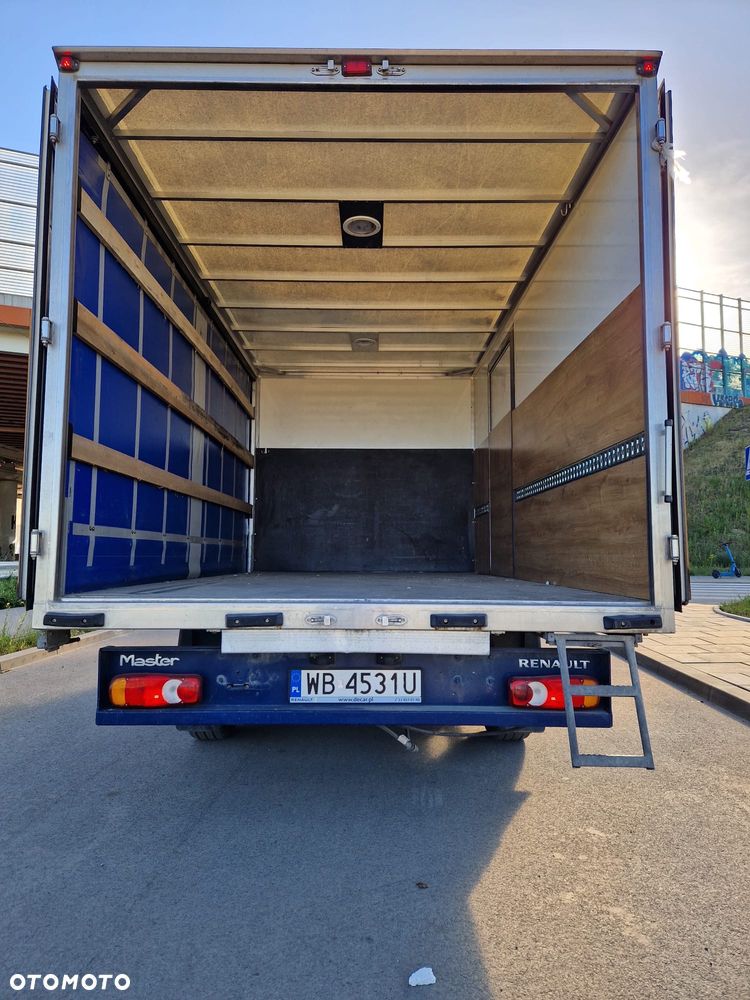 Renault Master - 11