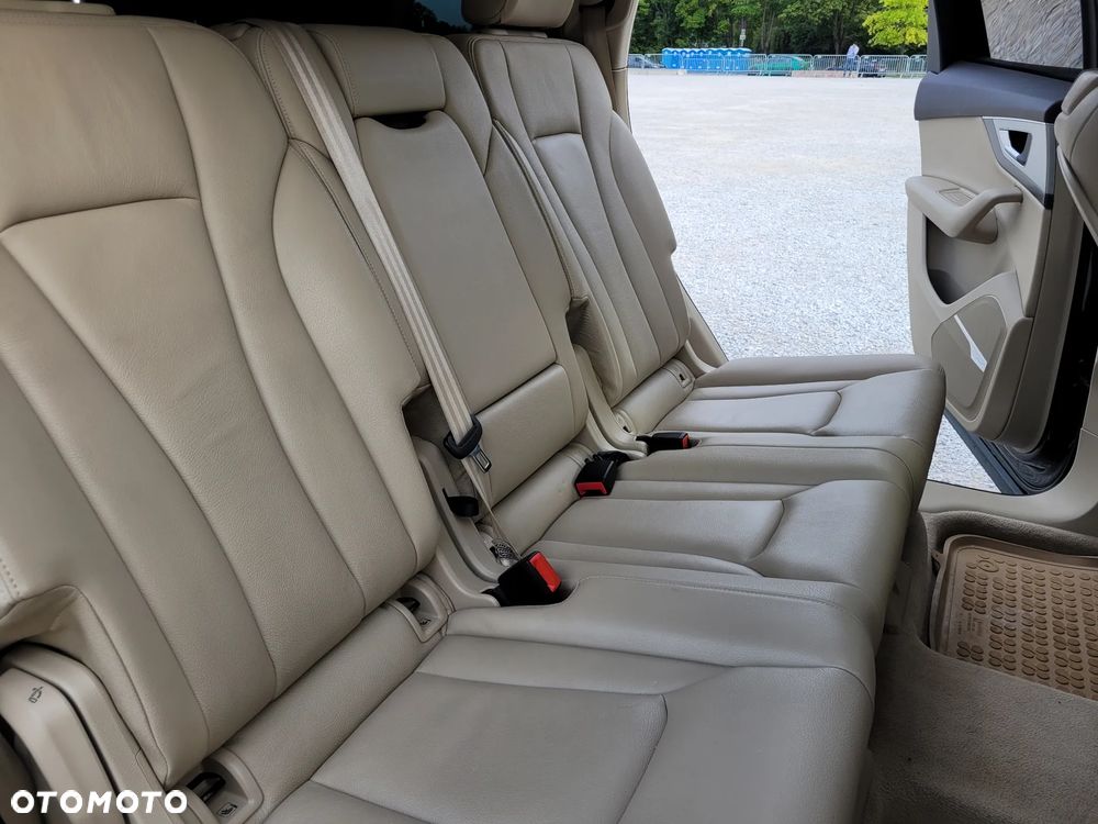 Audi Q7 - 19