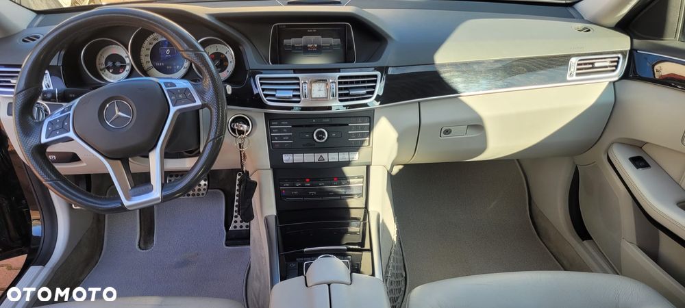 Mercedes-Benz Klasa E 220 BlueTEC 4-Matic Avantgarde - 28