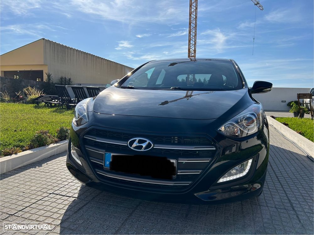 Hyundai i30 1.6 CRDI Blue Comfort J16 - 2