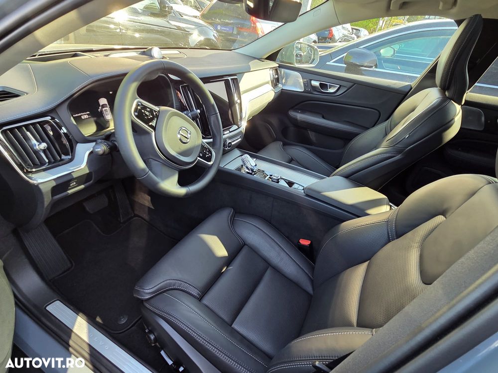 Volvo V60 B5 MHEV AT AWD Ultimate Bright - 6