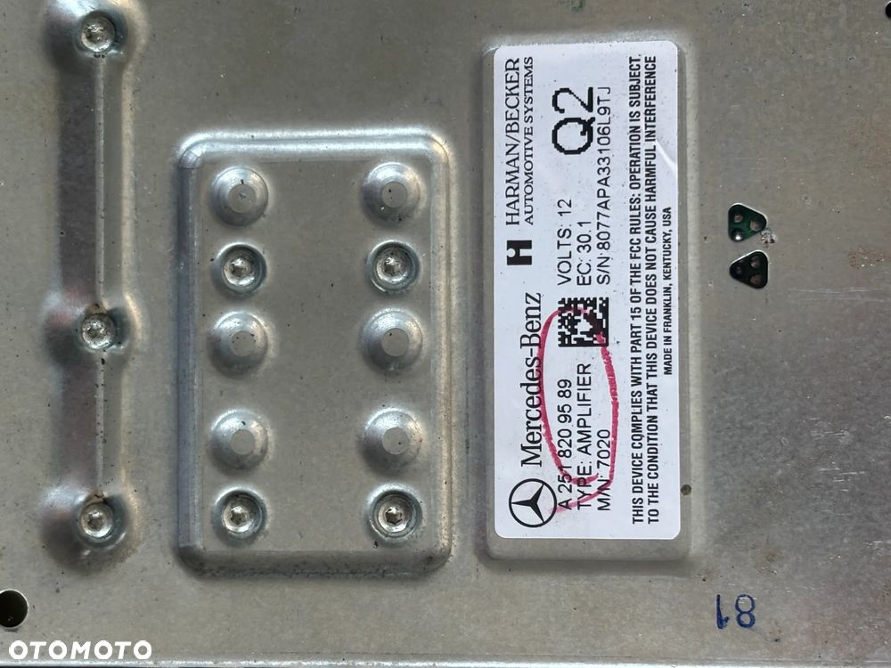 Mercedes W164  Wzmacniacz audio 2518209589 - 1