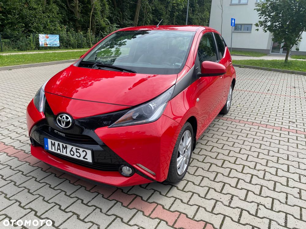Toyota Aygo x-play touch - 3