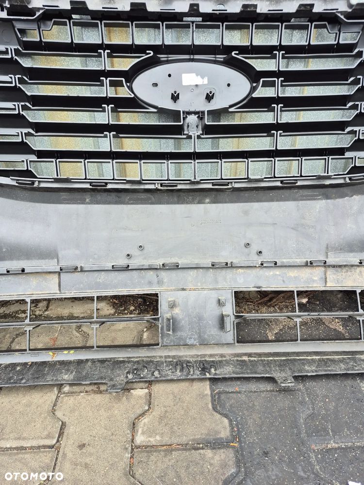 Ford Transit Custom MK2 zderzak przedni. - 11