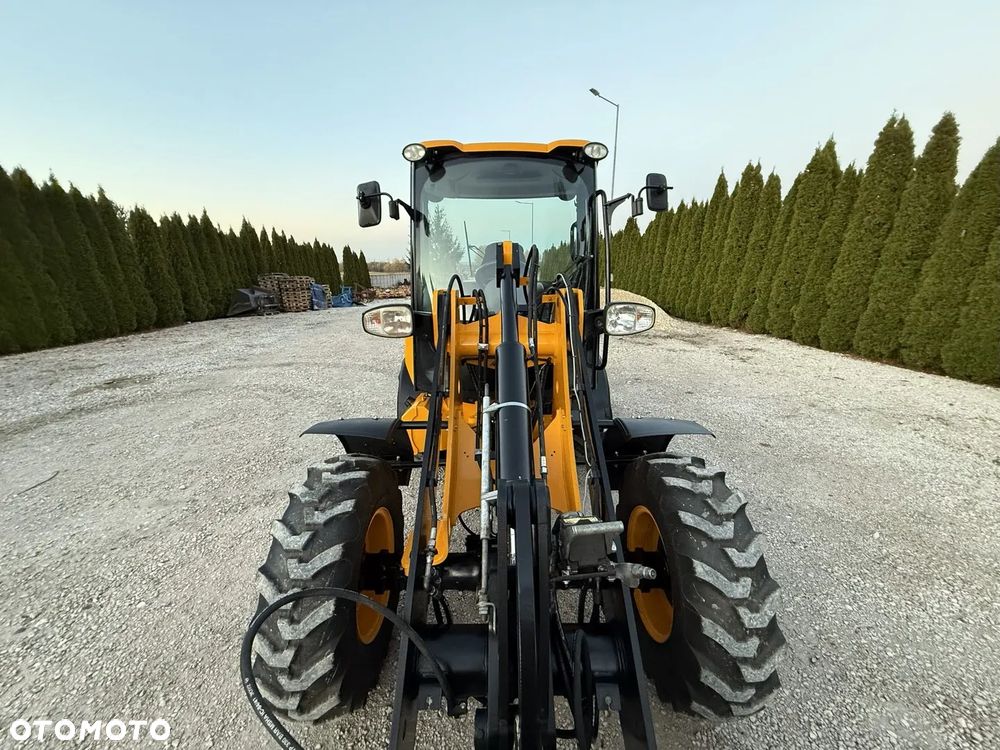 JCB 406 / 2021 ROK / SILNIK 4-CYL / PIĘKNA / ORYGINAŁ / ZADBANA / SPROWADZONA Z NIEMIEC / MAŁE GABARYTY / SILNA / 407 408 409 60 70 M 506 509 - 24