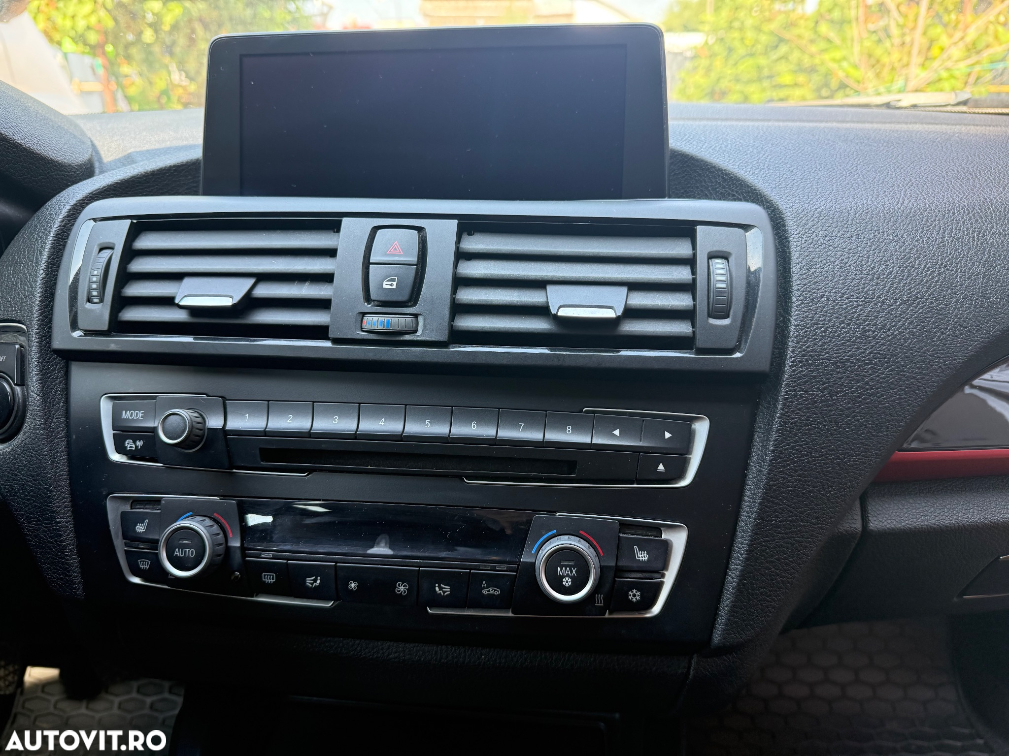 BMW Seria 1 114i - 12