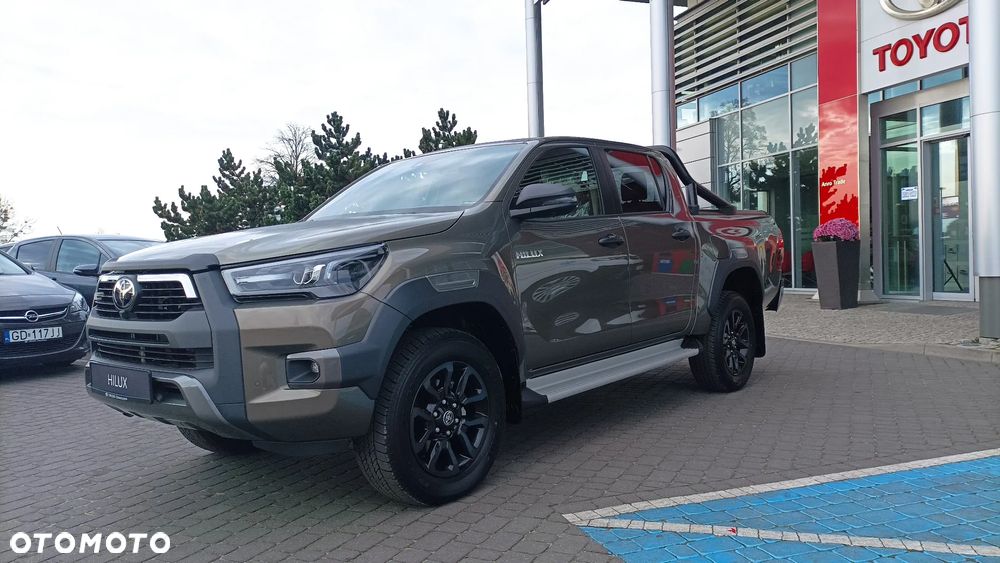 Toyota Hilux 2.8 D-4D Double Cab Invincible 4x4 - 3