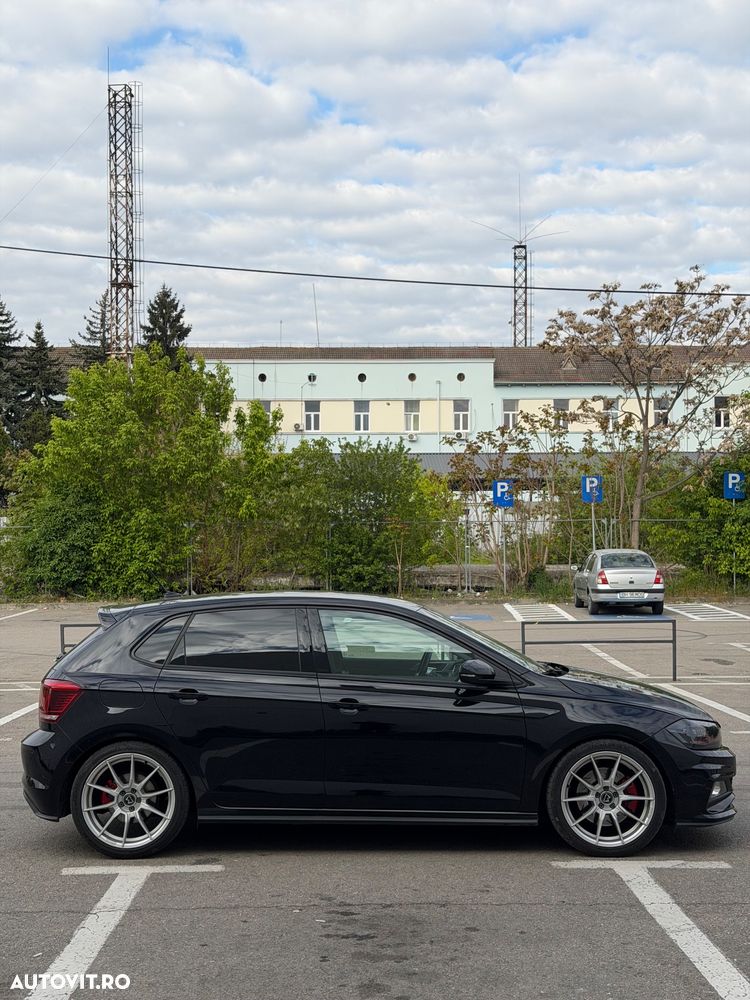Volkswagen Polo 2.0 TSI DSG GTI - 8