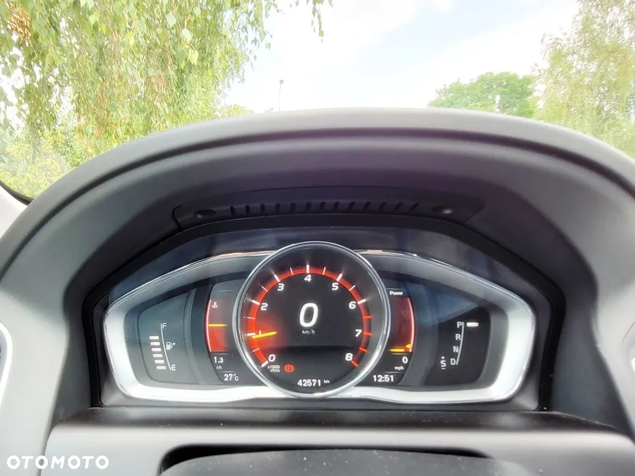 Volvo XC 60 - 35