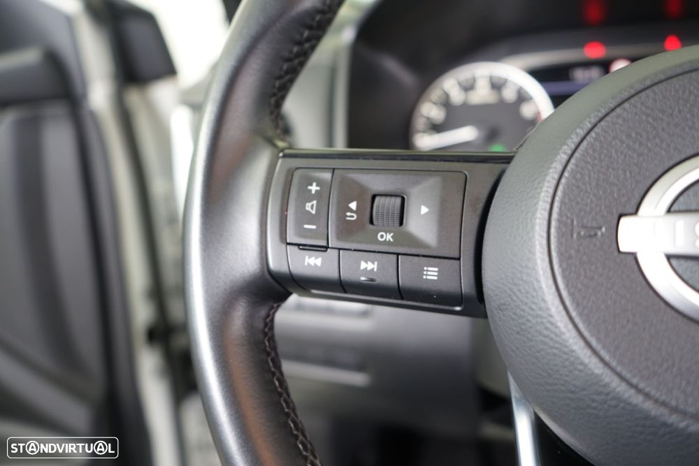 Nissan Qashqai 1.3 DIG-T N-Connecta - 20