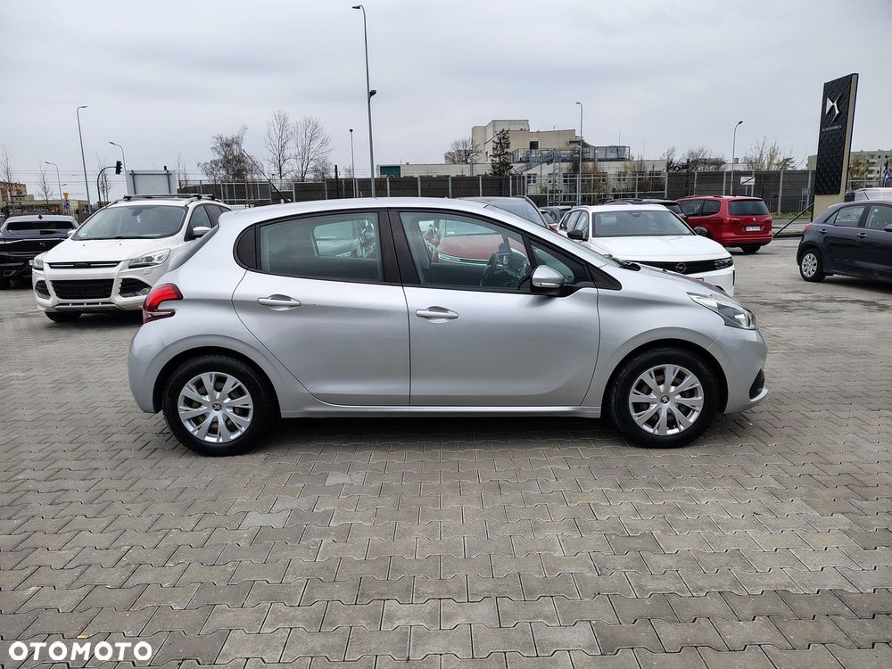 Peugeot 208 1.2 PureTech Active - 4