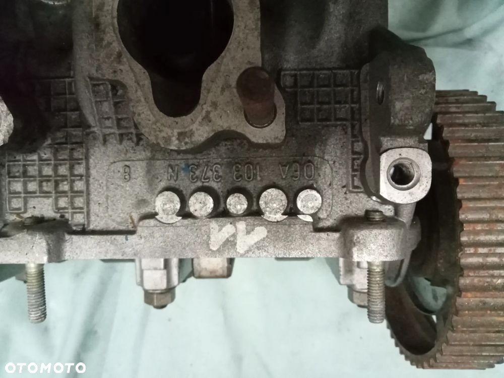 głowica passat 2.0 8v azm 06a103373n po regeneracji - 3