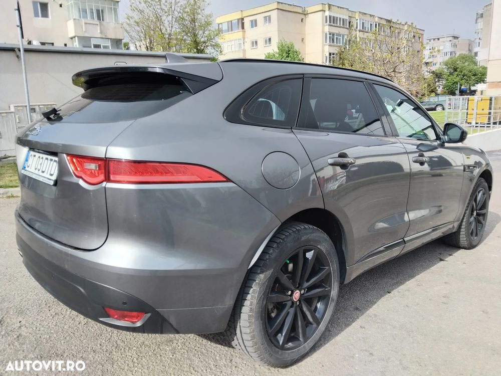 Jaguar F-Pace - 6