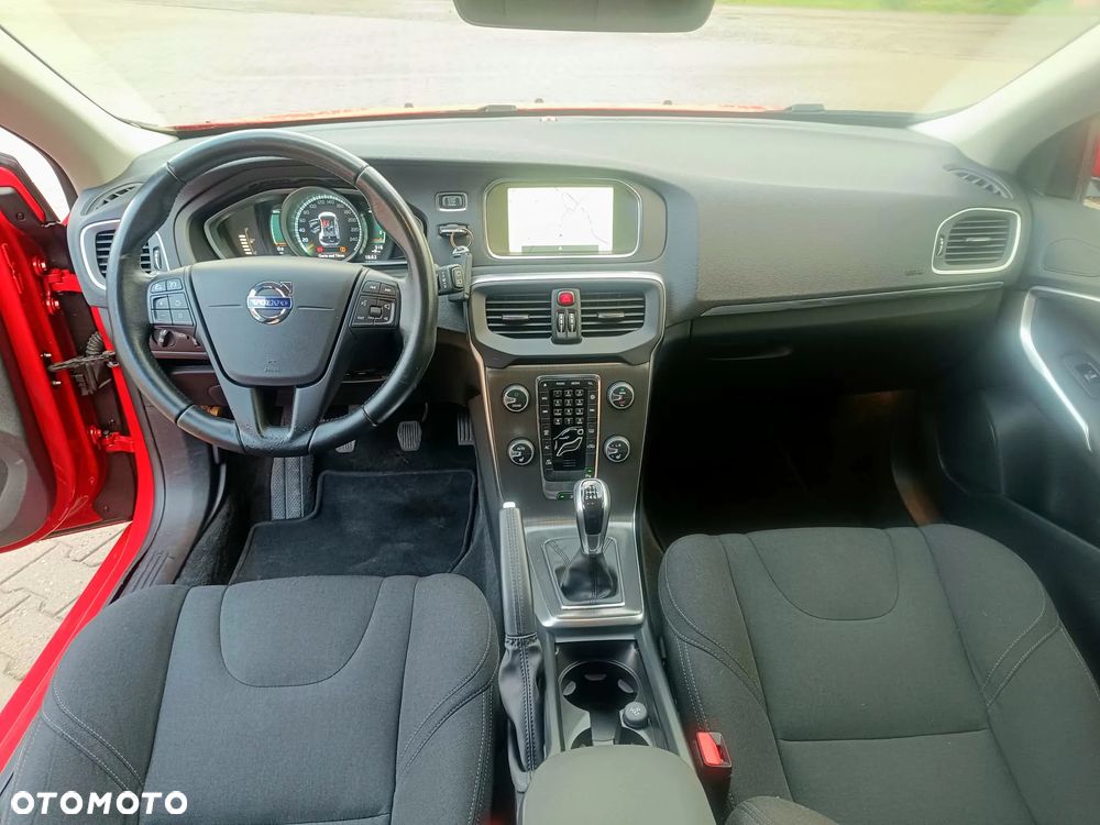Volvo V40 2015 photo 5