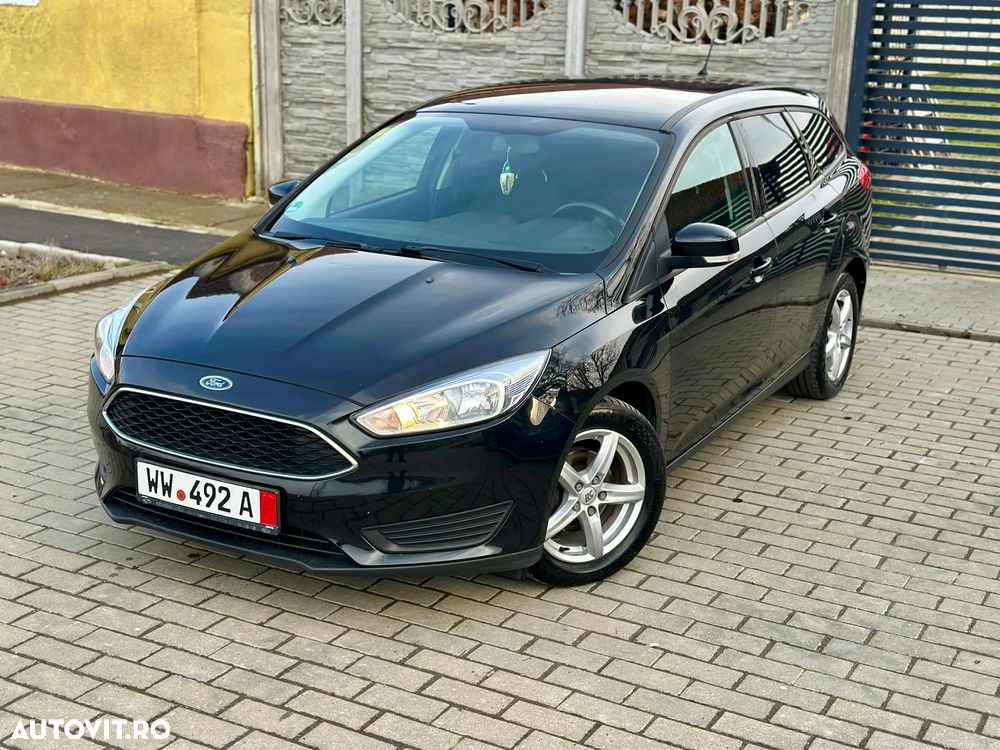 Ford Focus - 1