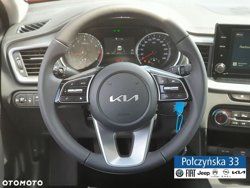 Kia Ceed - 28