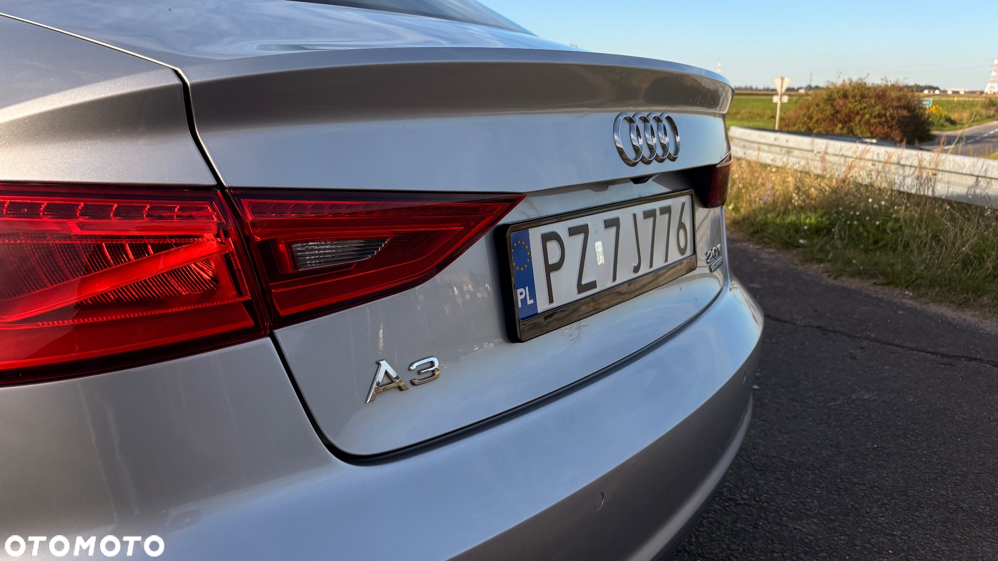 Audi A3 2.0 TFSI quattro S tronic design - 8