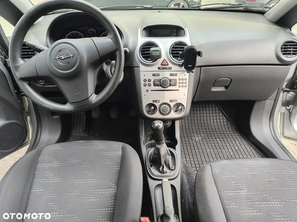 Opel Corsa 1.2 16V Essentia (klm) - 13