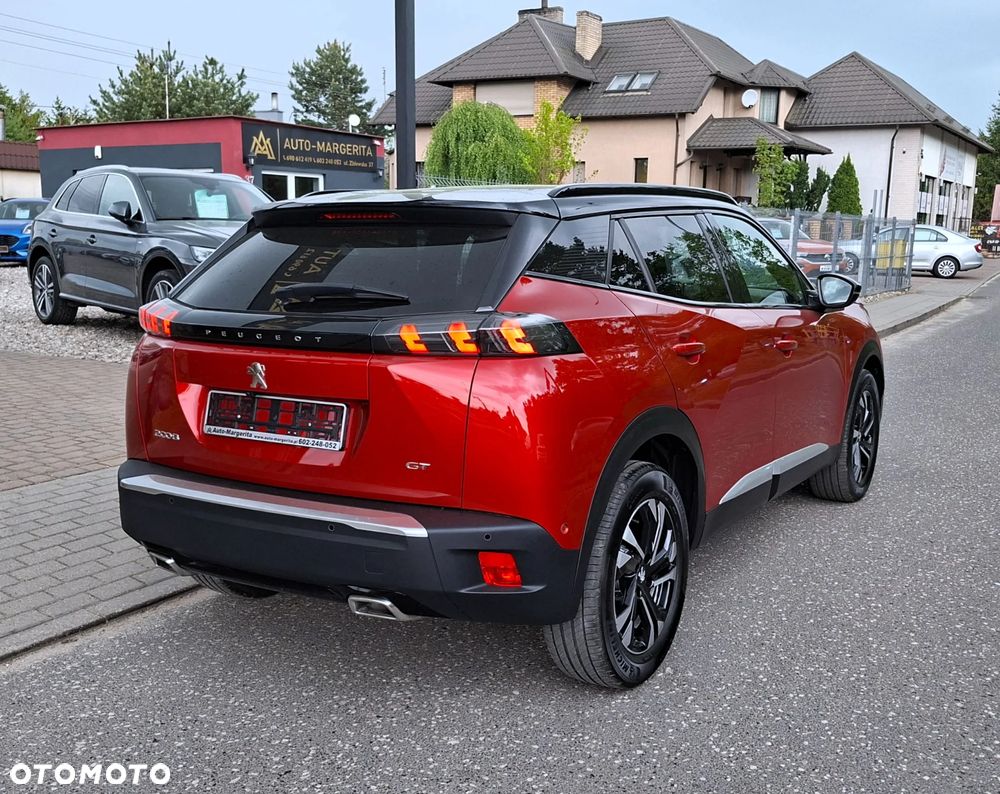 Peugeot 2008 PureTech 130 EAT8 GT - 3