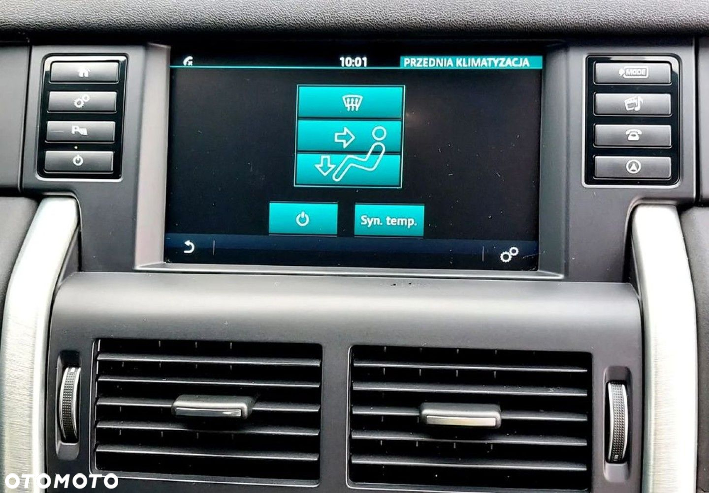 Land Rover Discovery Sport - 16