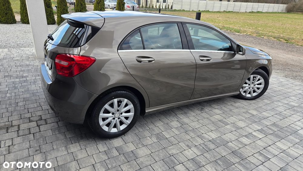Mercedes-Benz Klasa A 180 (BlueEFFICIENCY) Style - 19