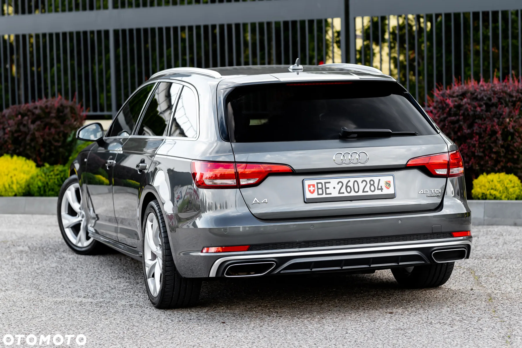 Audi A4 Avant 40 TDI quattro S tronic S line - 16