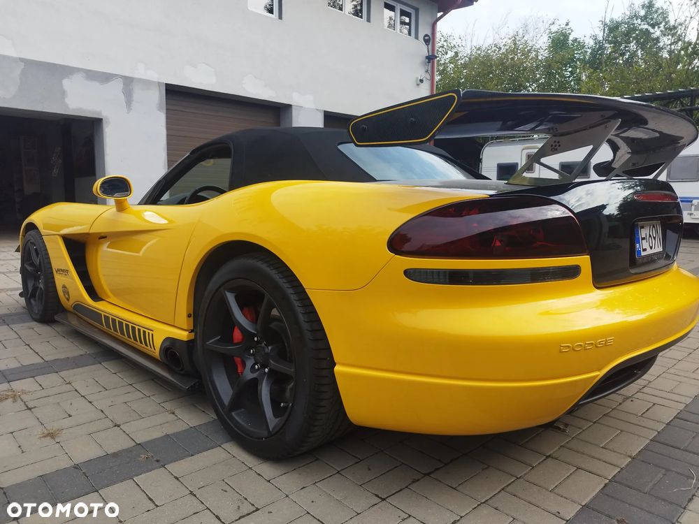 Dodge Viper - 10
