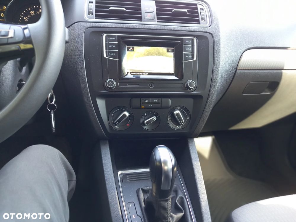 Volkswagen Jetta 1.4 TSI BMT Highline DSG - 18