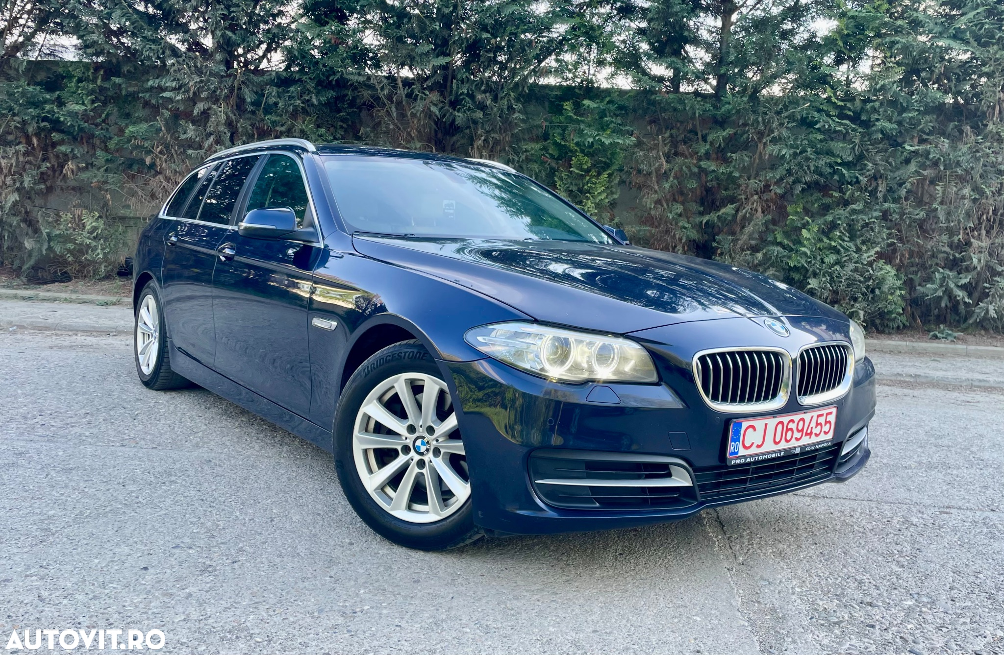 BMW Seria 5 520d Touring Aut. - 2