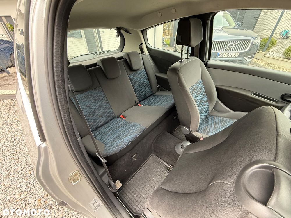 Renault Clio 1.4 16V Privilege - 7