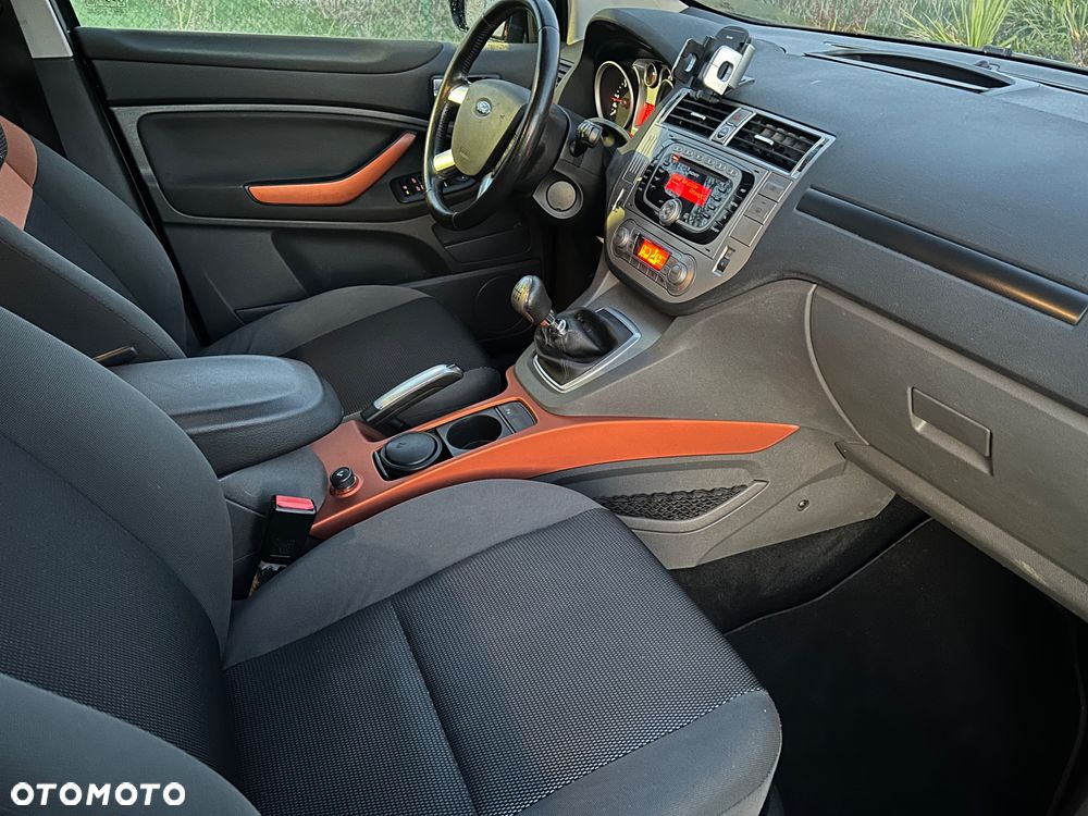 Ford Kuga 2.0 TDCi Titanium - 10