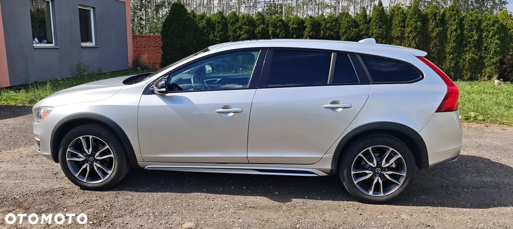 Volvo V60 Cross Country T5 Geartronic Momentum - 2