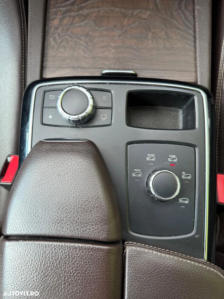 Mercedes-Benz GLE 250 d 4MATIC - 12