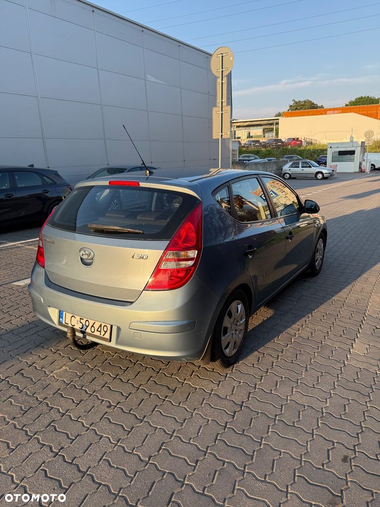 Hyundai i30 1.4 Classic - 8
