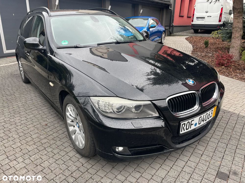 BMW Seria 3 318i Edition Sport - 2