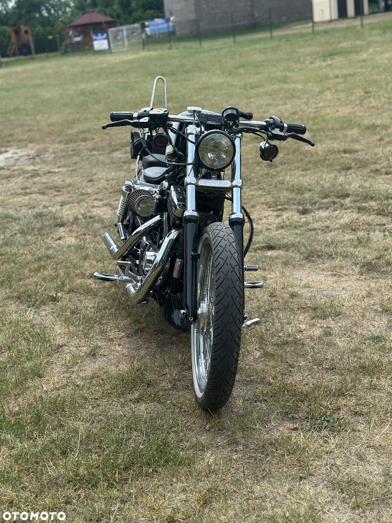 Harley-Davidson Sportster Custom 1200C - 14