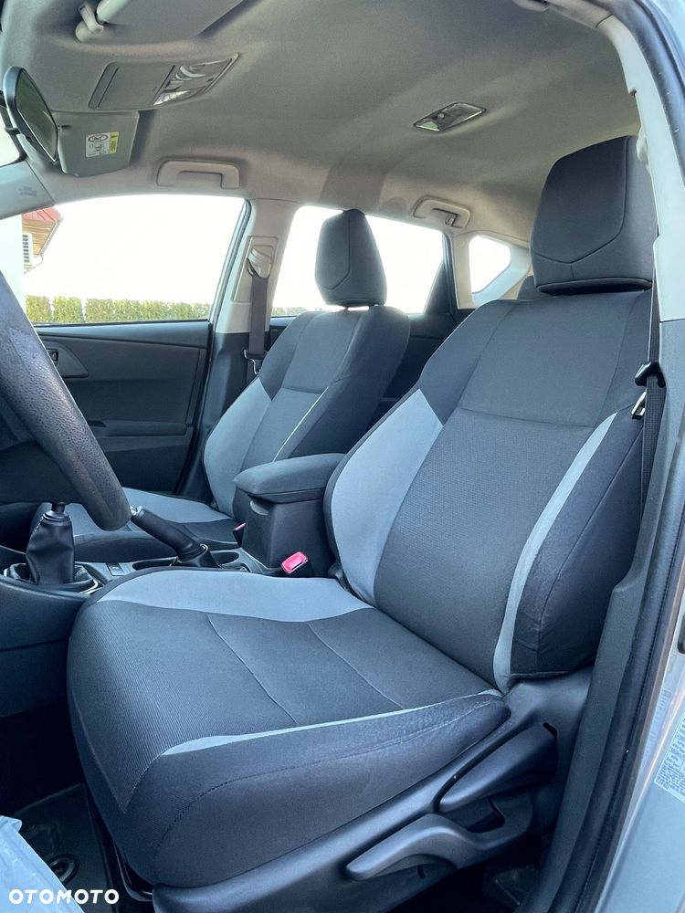 Toyota Auris - 6