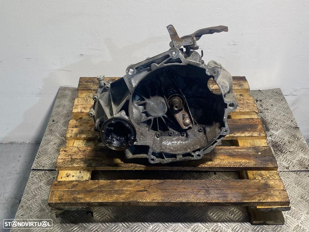 Caixa de velocidades manual VW GOLF V 2.0 SDI HHN MOTOR BDK - 1