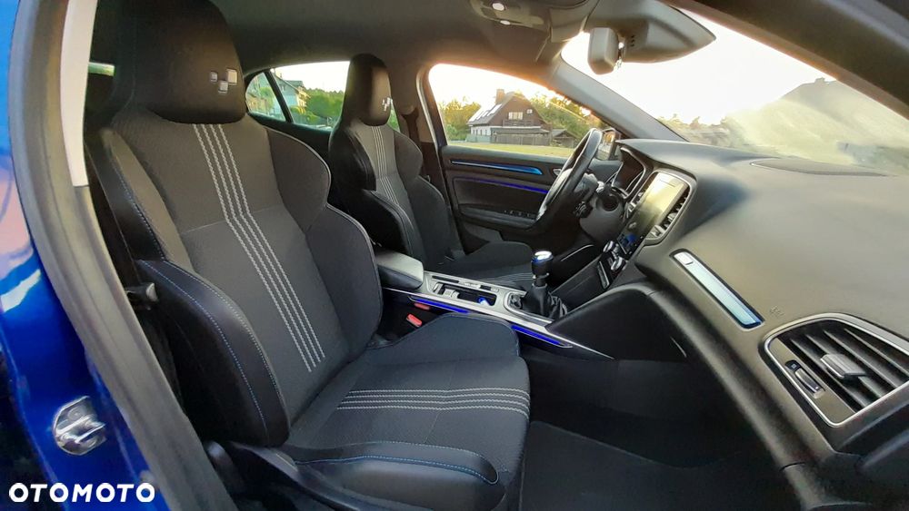 Renault Megane - 11